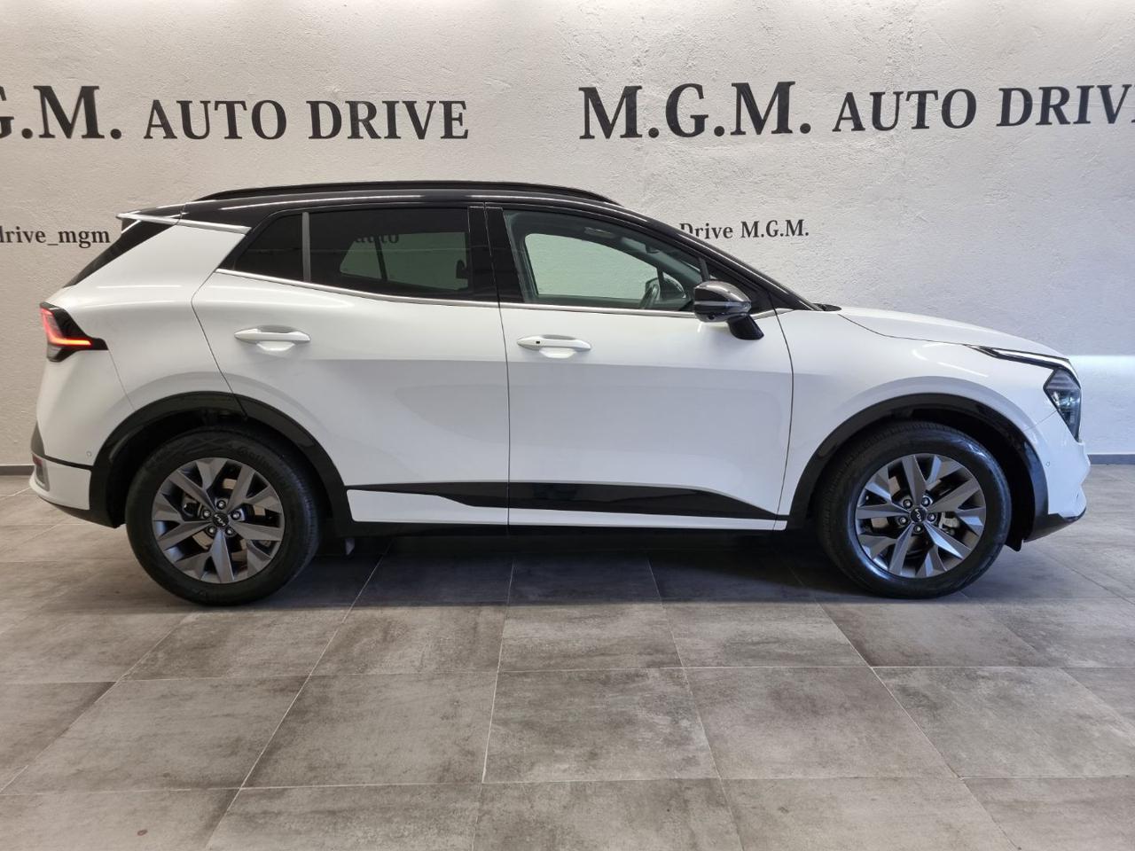 KIA Sportage 1.6 TGDi HEV AT GT-line - 3