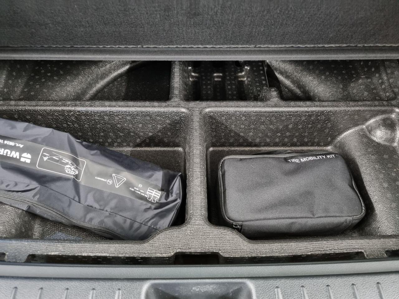 KIA Sportage 1.6 TGDi HEV AT GT-line - 40