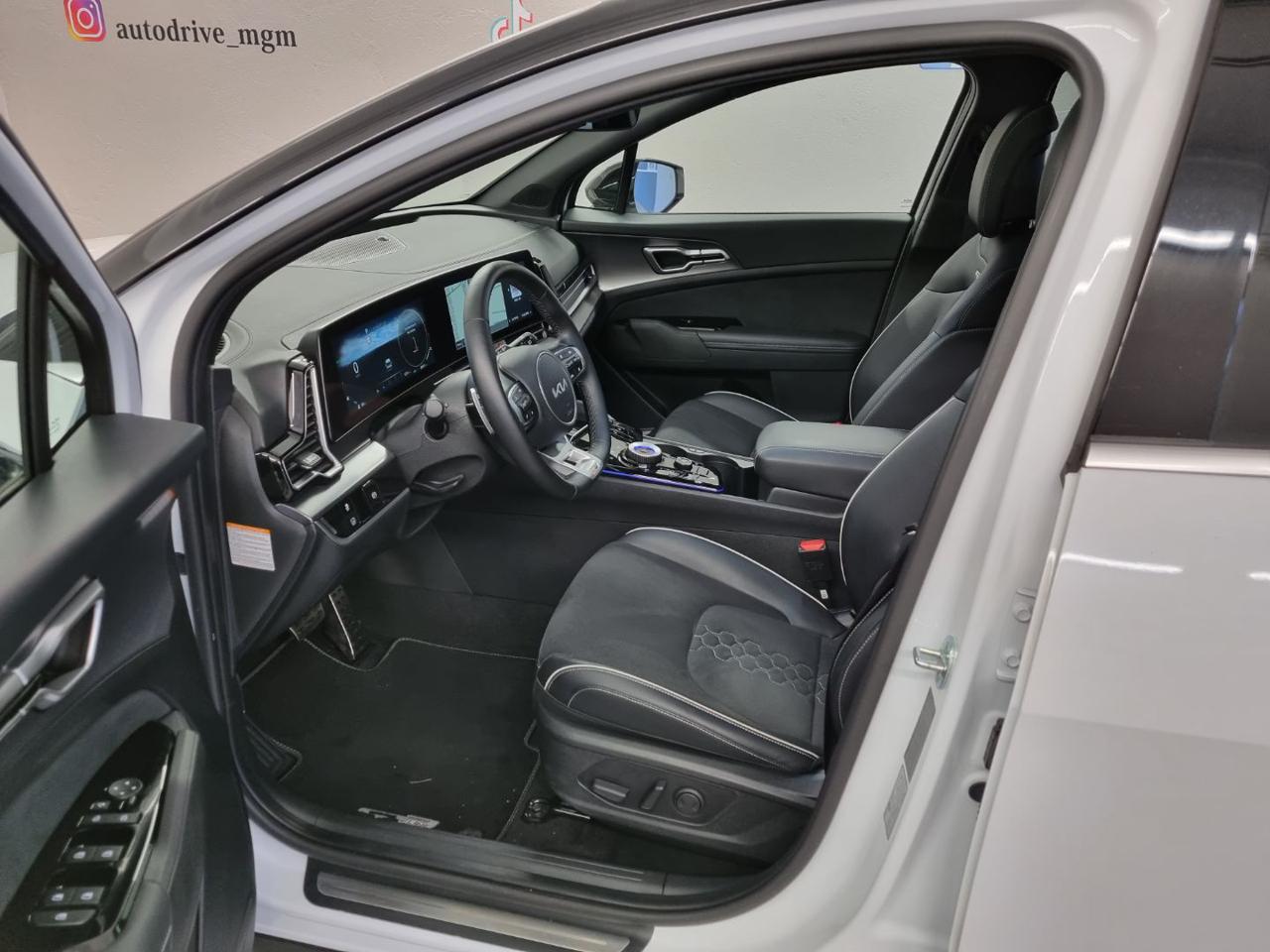 KIA Sportage 1.6 TGDi HEV AT GT-line - 9