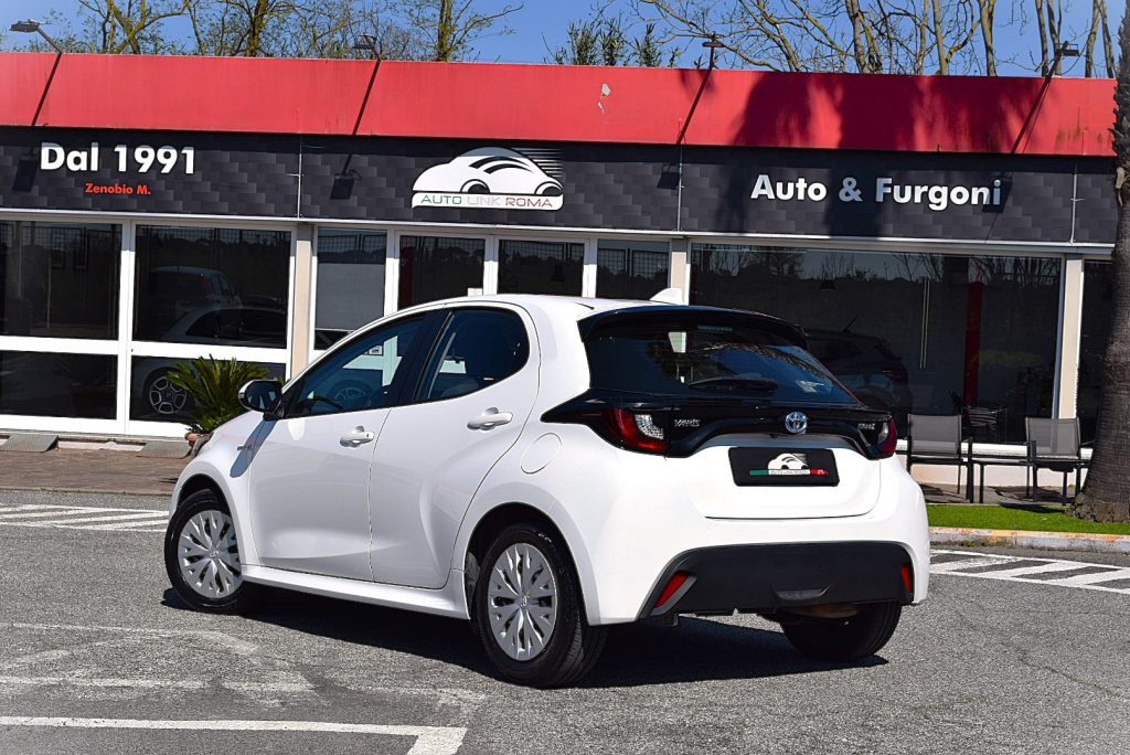 TOYOTA Yaris 1.5 Hybrid 5 porte Business 93CV - 3