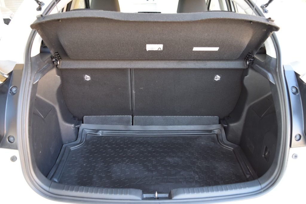 TOYOTA Yaris 1.5 Hybrid 5 porte Business 93CV - 12