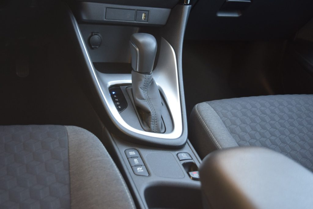 TOYOTA Yaris 1.5 Hybrid 5 porte Business 93CV - 25