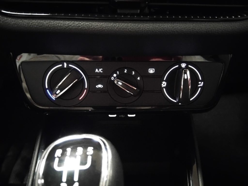 SKODA Fabia 1.0 MPI 80 CV Selection - 20