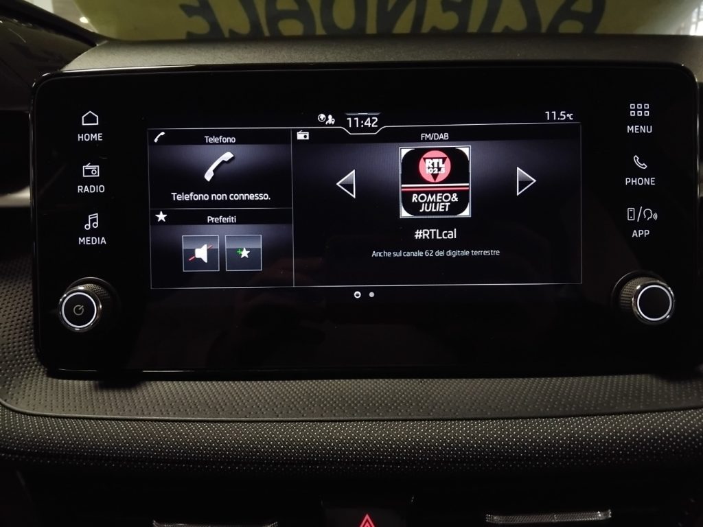 SKODA Fabia 1.0 MPI 80 CV Selection - 22