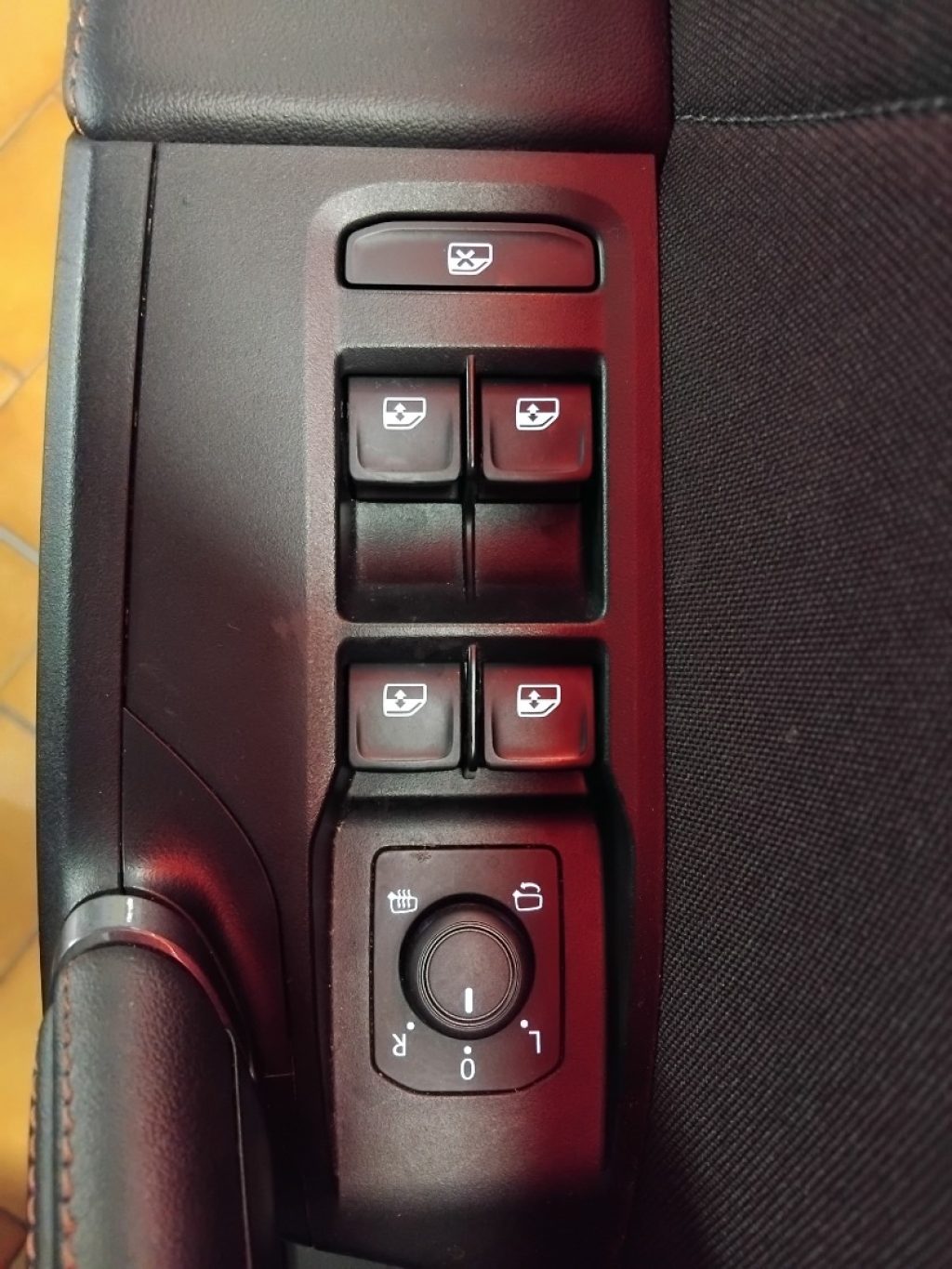 CUPRA Formentor 2.0 TDI DSG 19 - 17