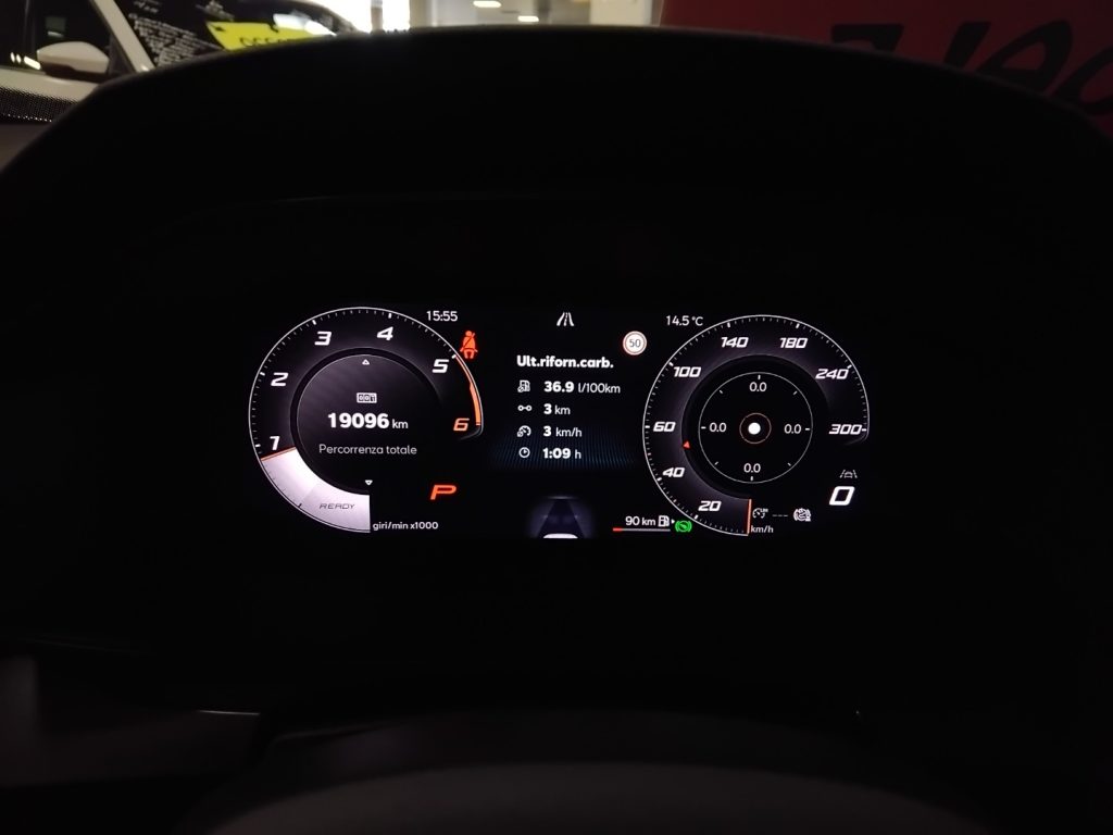 CUPRA Formentor 2.0 TDI DSG 19 - 34