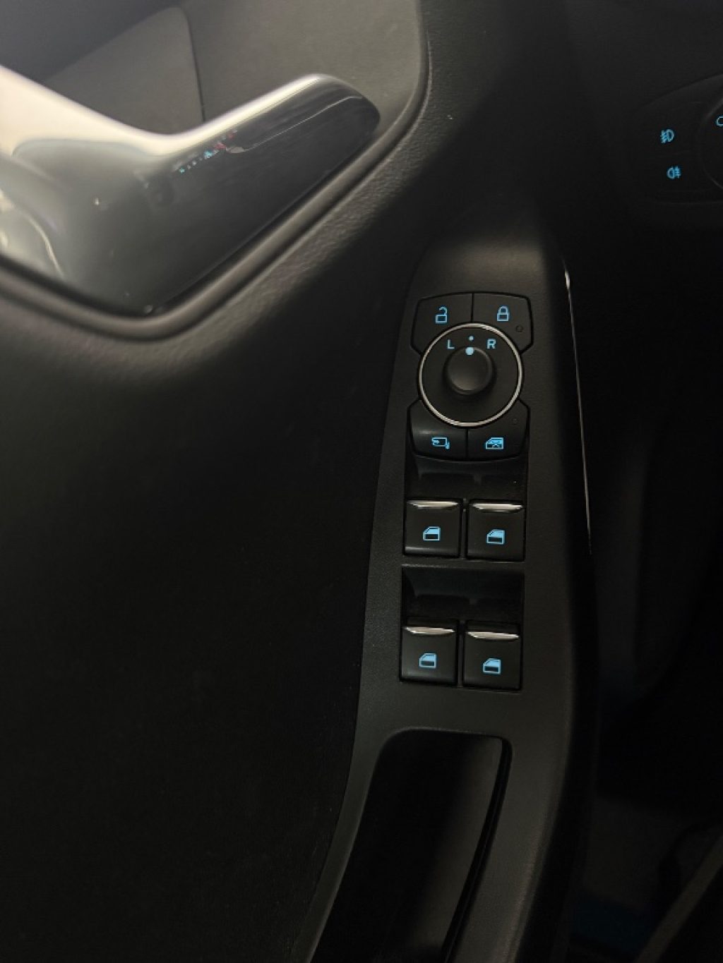 FORD Puma 1.0 EcoBoost Hybrid 125 CV S&S Titanium - 4