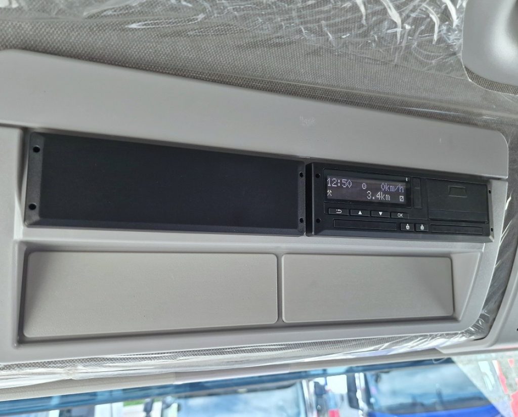 IVECO EUROCARGO 180E32 P EURO 6 NUOVO PNEUMATICO - 12