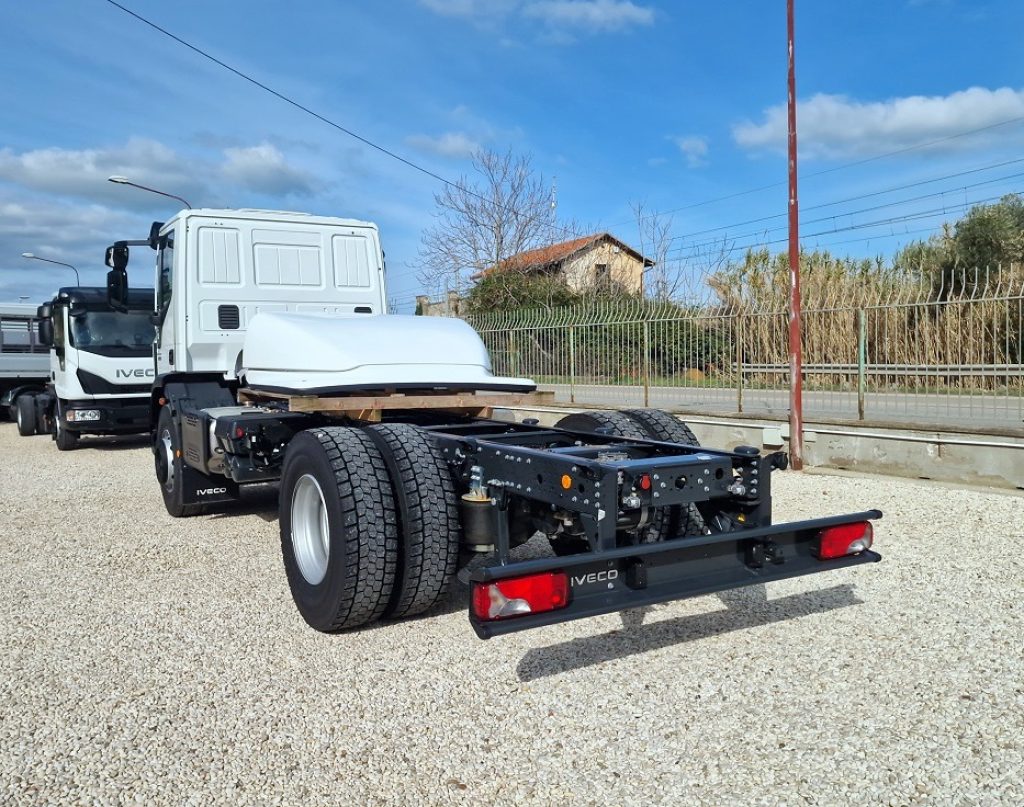 IVECO EUROCARGO 180E32 P EURO 6 NUOVO PNEUMATICO - 2