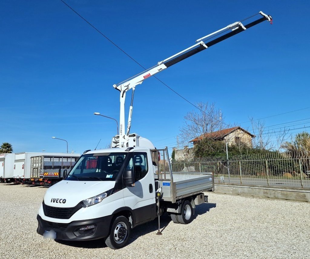 IVECO DAILY  35C16 E6 MOTORE 3.0 GRU 12m + CASSONE - 24