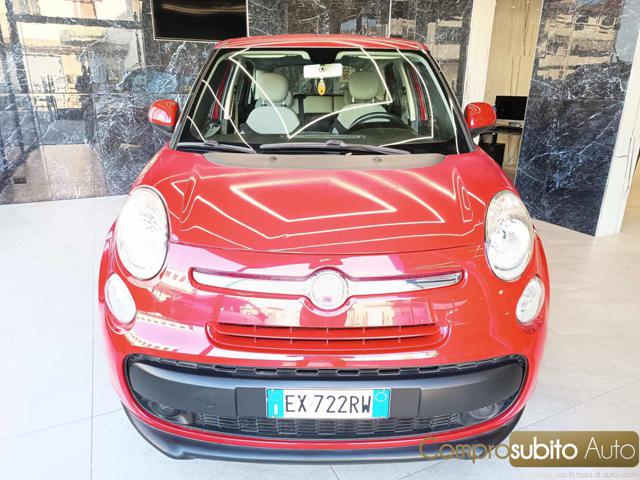 FIAT 500L Rosso pastello