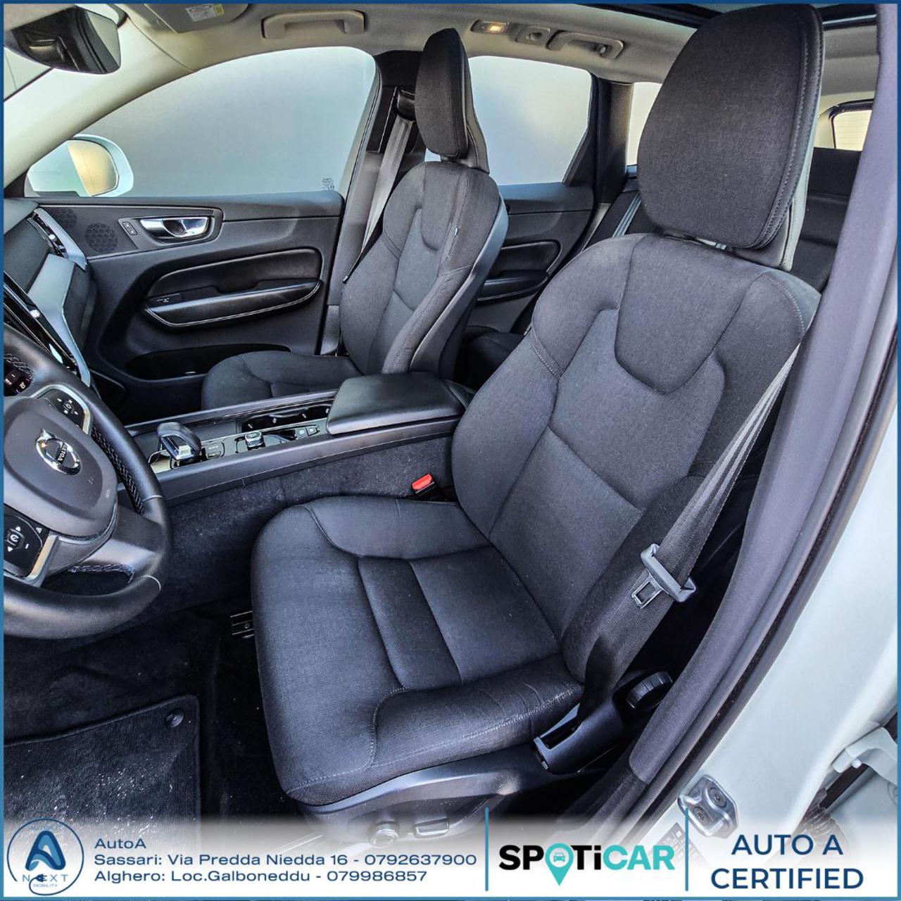 VOLVO XC60 T6 Recharge Plug-in Hybrid AWD Inscription Express - 22