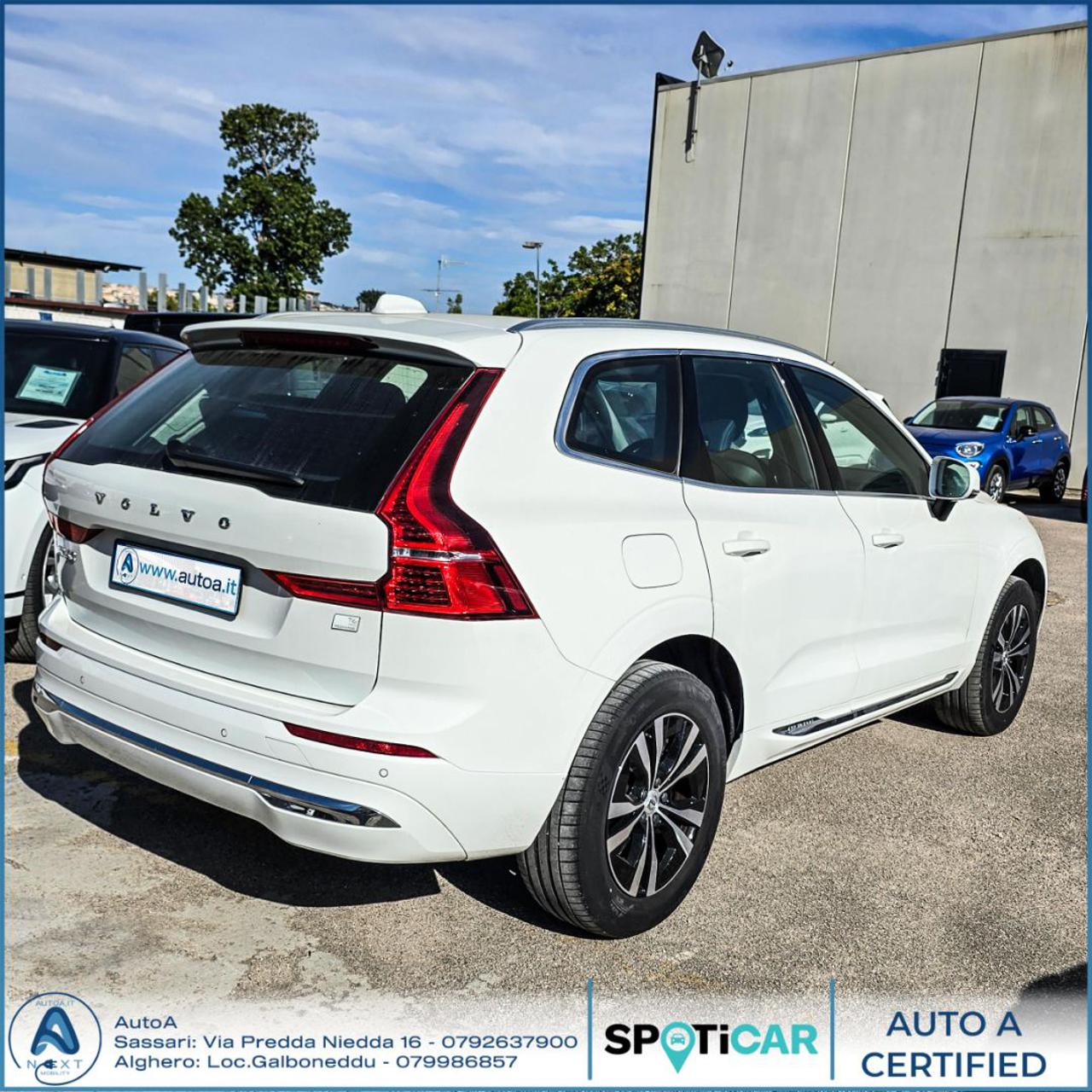 VOLVO XC60 T6 Recharge Plug-in Hybrid AWD Inscription Express - 5
