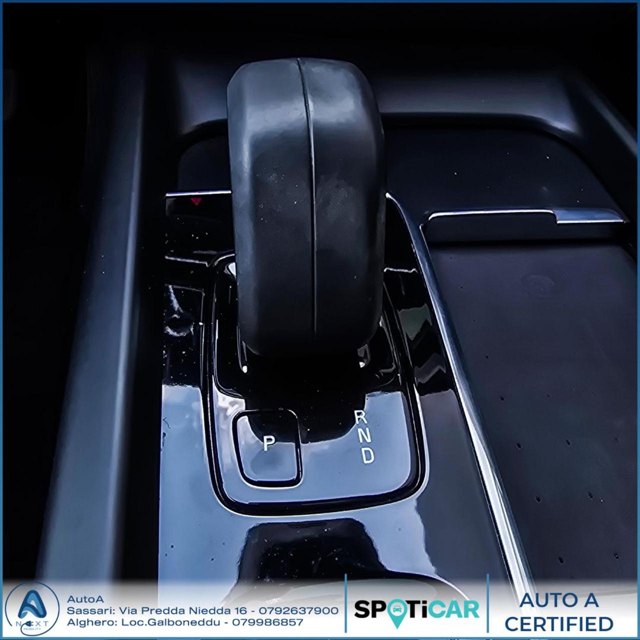 VOLVO XC60 T6 Recharge Plug-in Hybrid AWD Inscription Express - 31