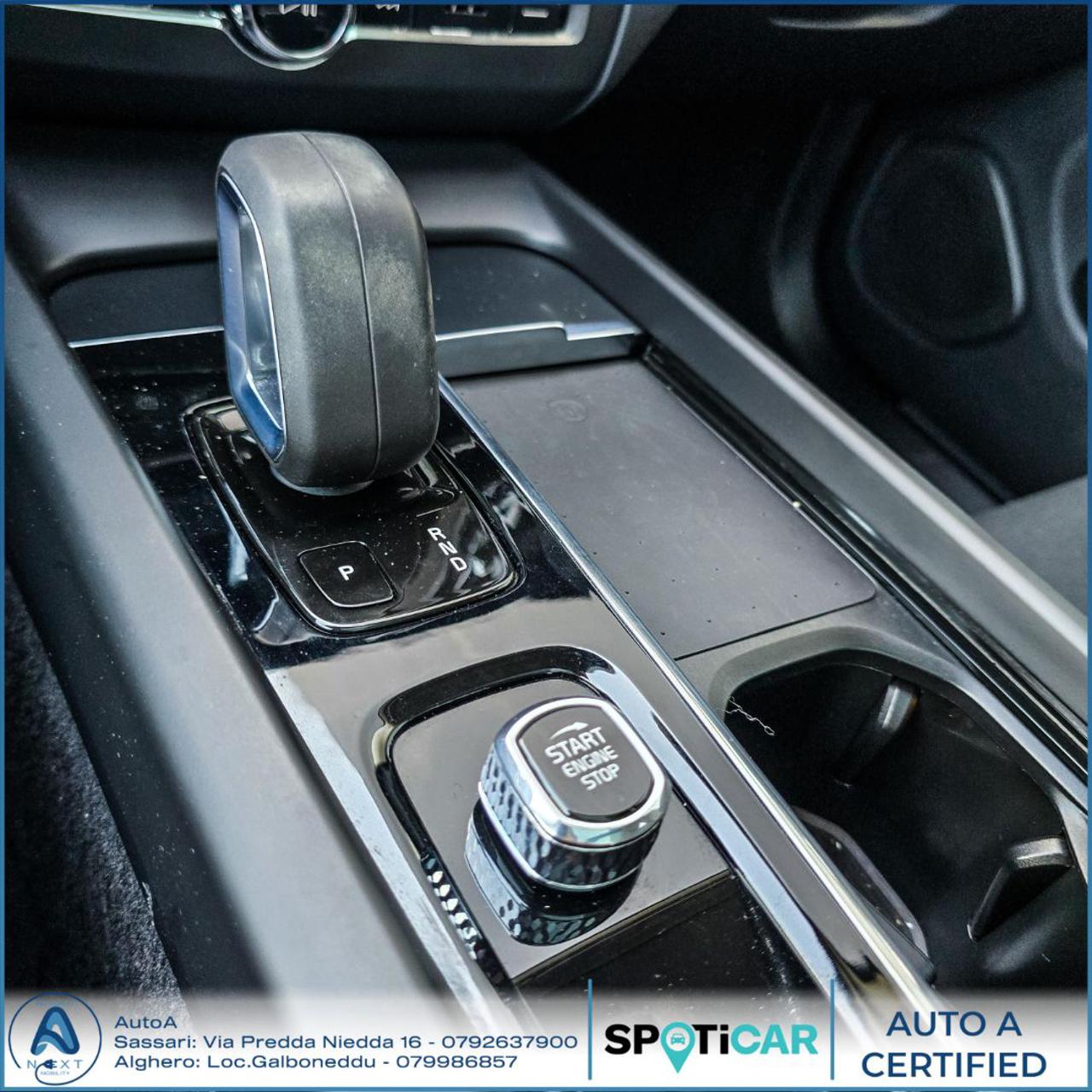 VOLVO XC60 T6 Recharge Plug-in Hybrid AWD Inscription Express - 30