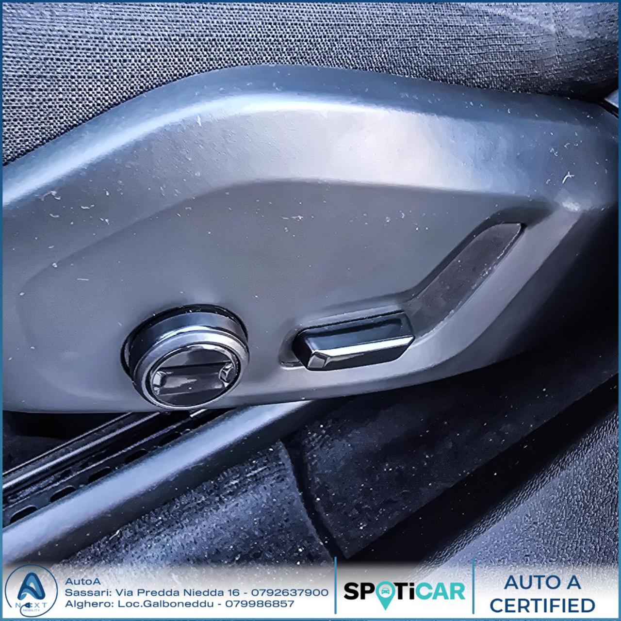 VOLVO XC60 T6 Recharge Plug-in Hybrid AWD Inscription Express - 21