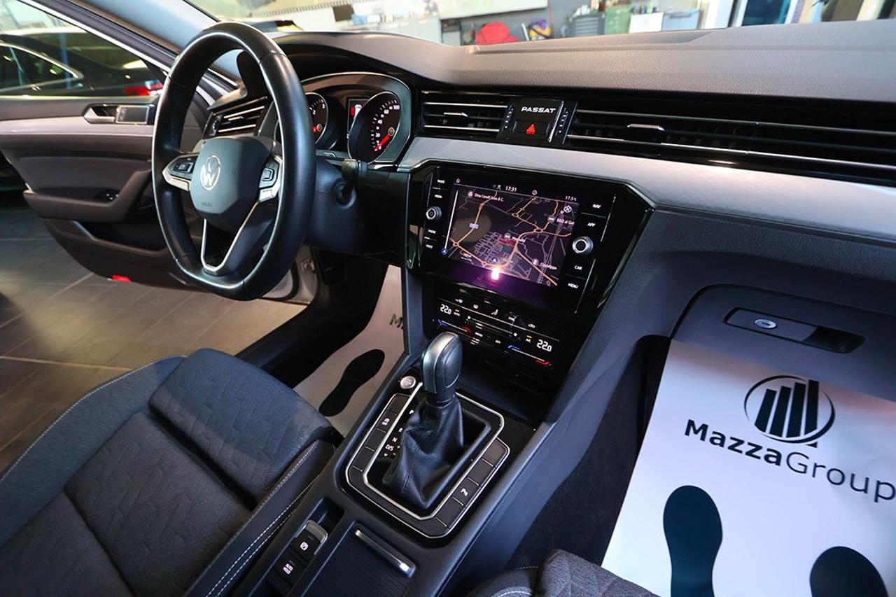 VOLKSWAGEN Passat Variant 2.0 TDI SCR EVO DSG Business - 30