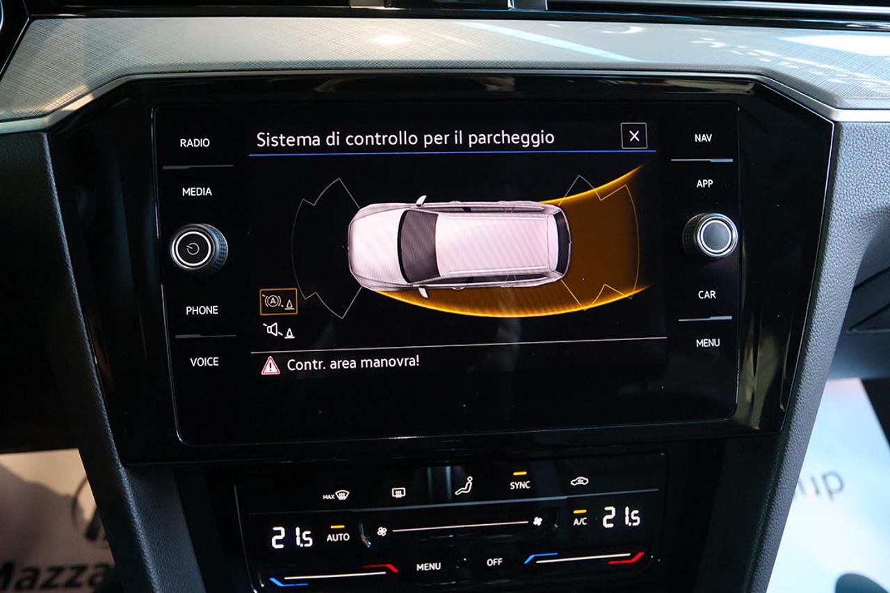 VOLKSWAGEN Passat Variant 2.0 TDI SCR EVO DSG Business - 23