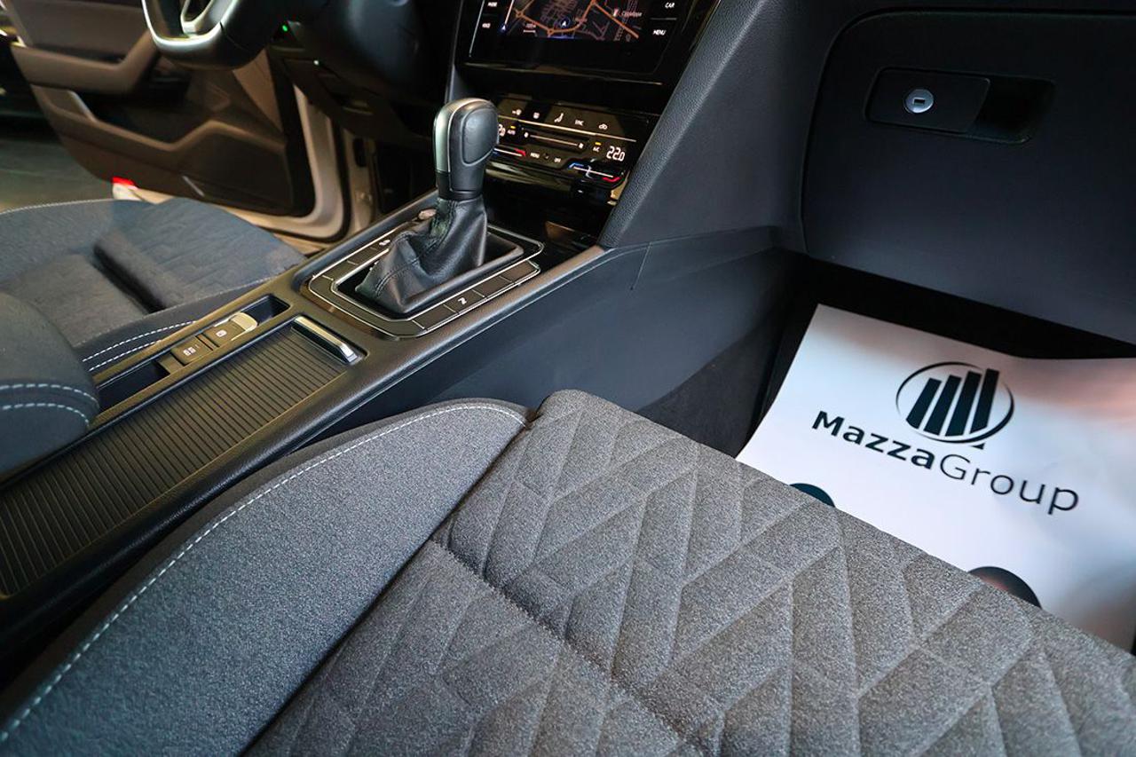 VOLKSWAGEN Passat Variant 2.0 TDI SCR EVO DSG Business - 29