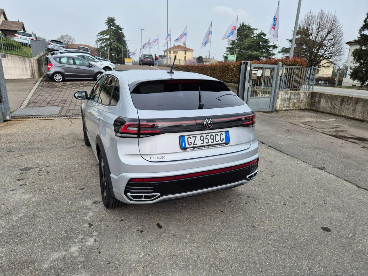 VOLKSWAGEN Taigo 1.0 TSI 115 CV R-Line - 8