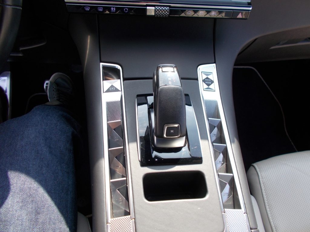 DS AUTOMOBILES DS 7 Crossback BlueHDi 130 aut. Performance Line - 14