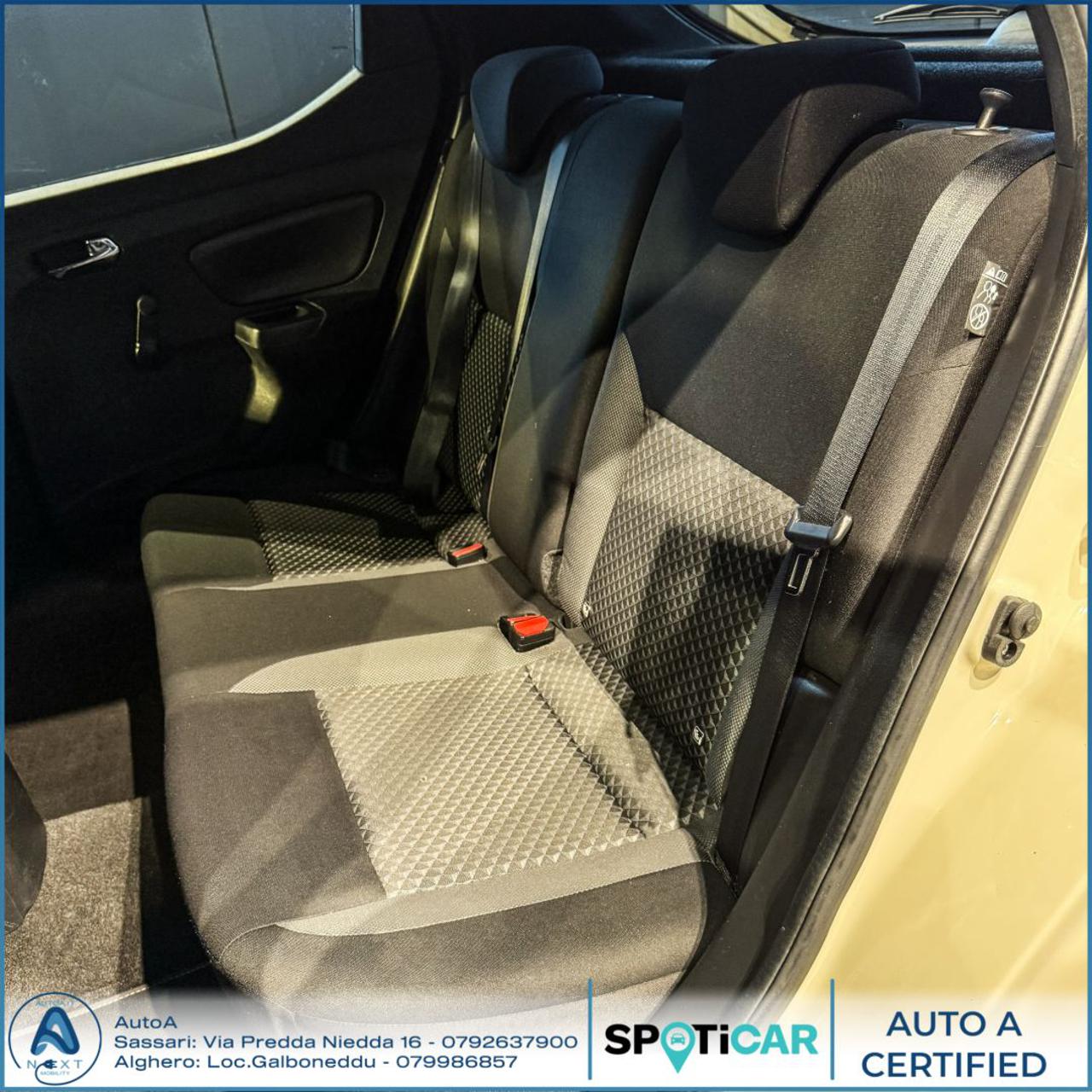 NISSAN Micra IG-T 100 5 porte N-Connecta - 12