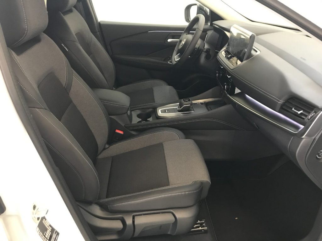 NISSAN Qashqai MHEV 158 CV Xtronic N-Connecta - 19