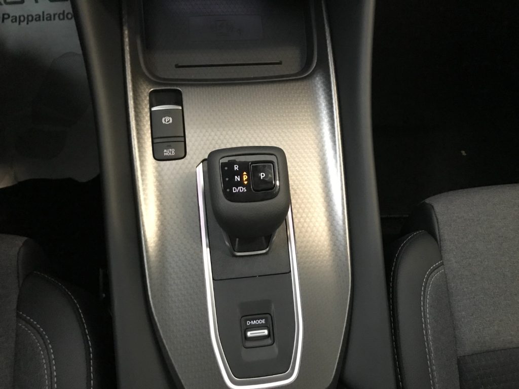 NISSAN Qashqai MHEV 158 CV Xtronic N-Connecta - 14