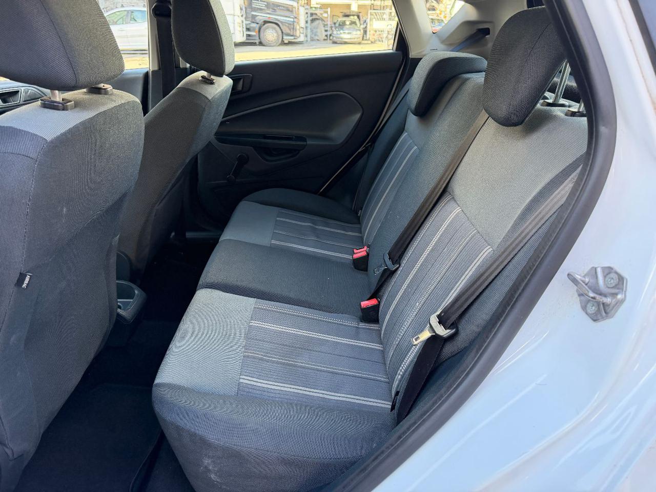 FORD Fiesta + 1.4 5 porte Bz.- GPL - 15