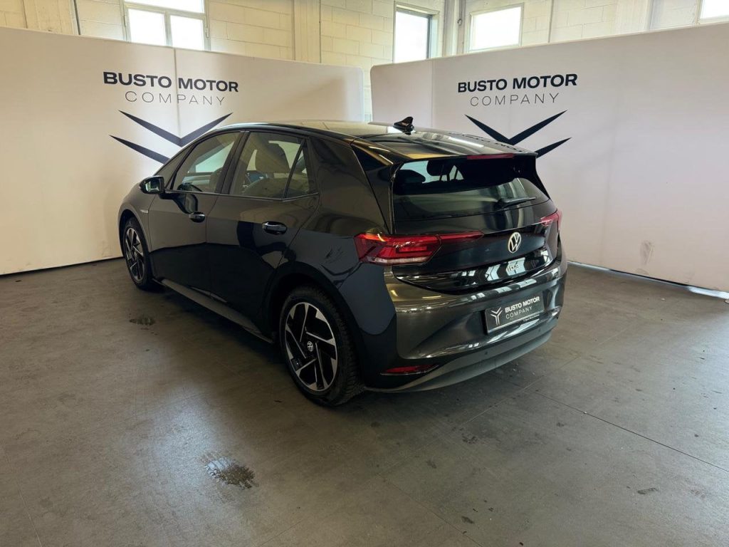 VOLKSWAGEN ID.3 Pro Performance - 4