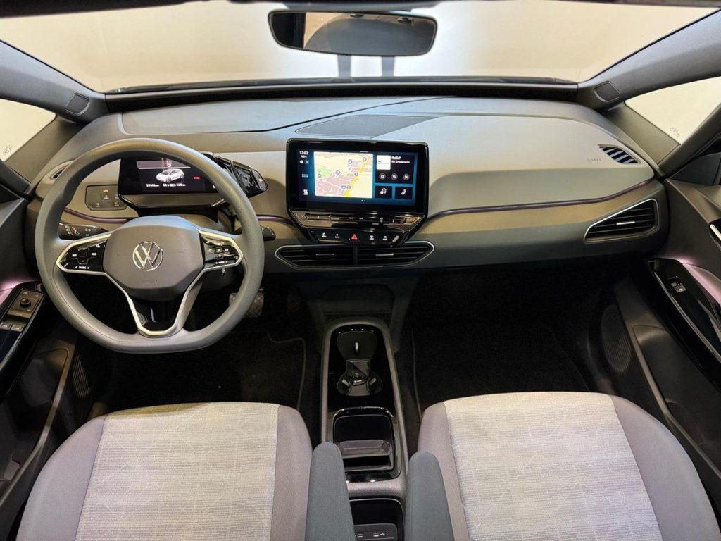 VOLKSWAGEN ID.3 Pro Performance - 11