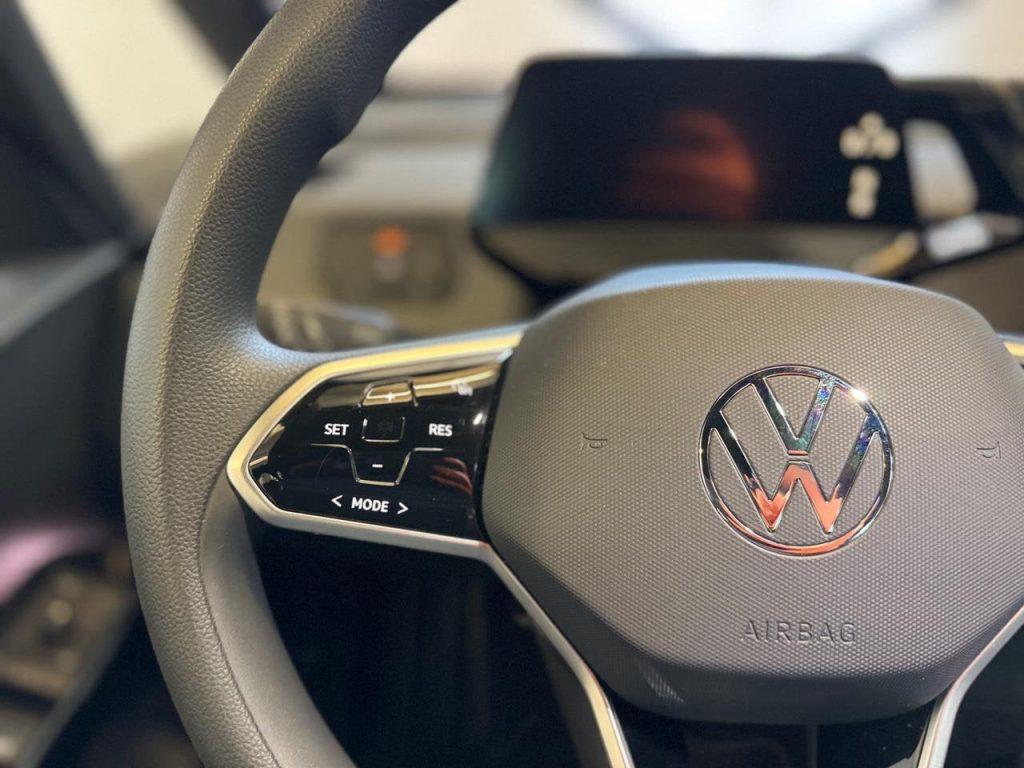 VOLKSWAGEN ID.3 Pro Performance - 16