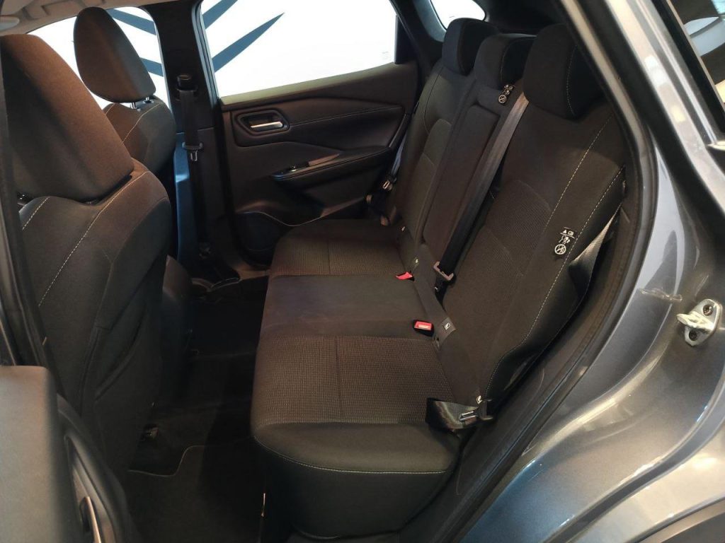 NISSAN Qashqai MHEV 140 CV Business - 9