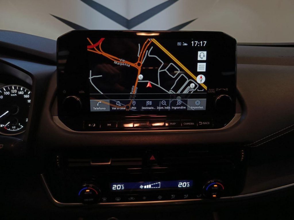 NISSAN Qashqai MHEV 140 CV Business - 13