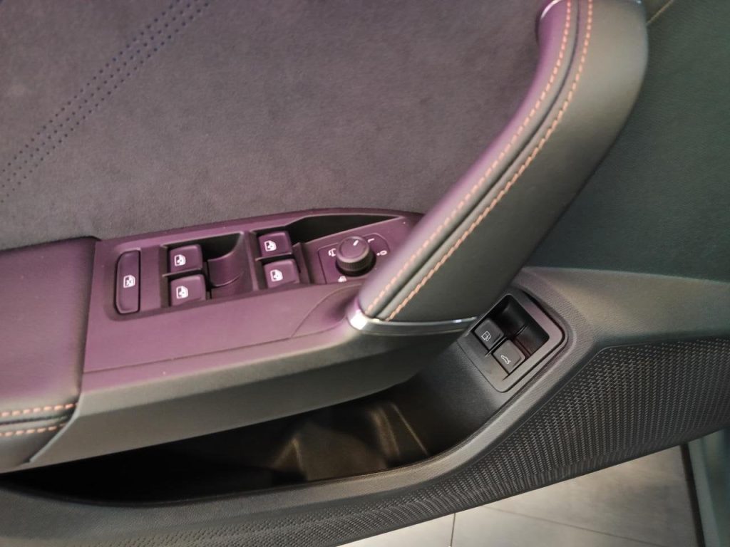 CUPRA Formentor 1.5 e-Hybrid 204 CV DSG - 17