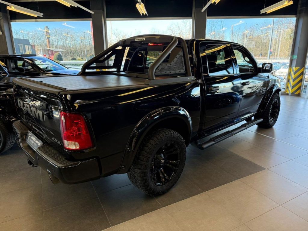 RAM 1500 V8 Crew Cab Limited GPL 395cv - 18