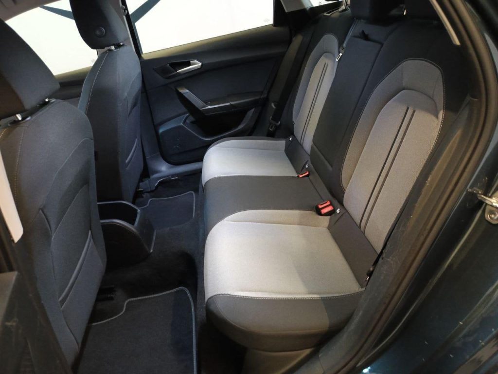 SEAT Leon Sportstourer 2.0 TDI 150 CV DSG Business - 9