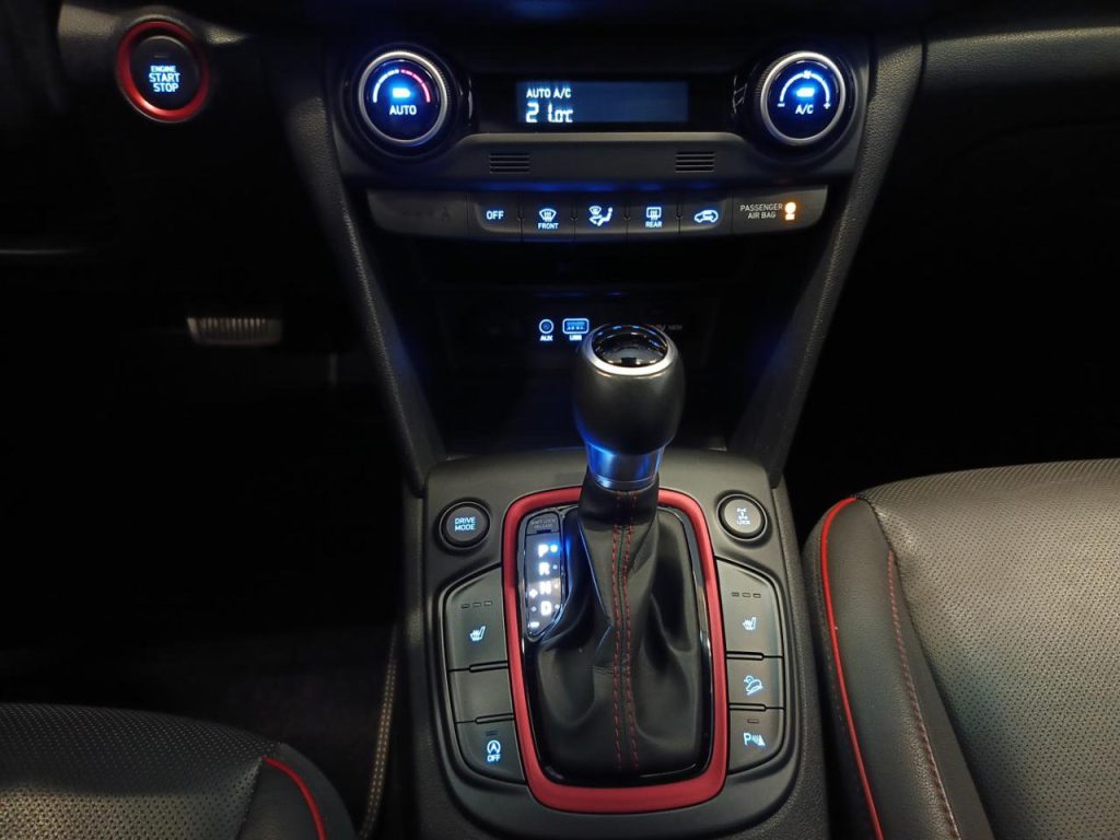 HYUNDAI Kona 1.6 T-GDI 4WD DCT Style - 17