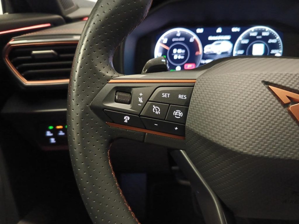 CUPRA Formentor 1.4 e-Hybrid DSG - 15