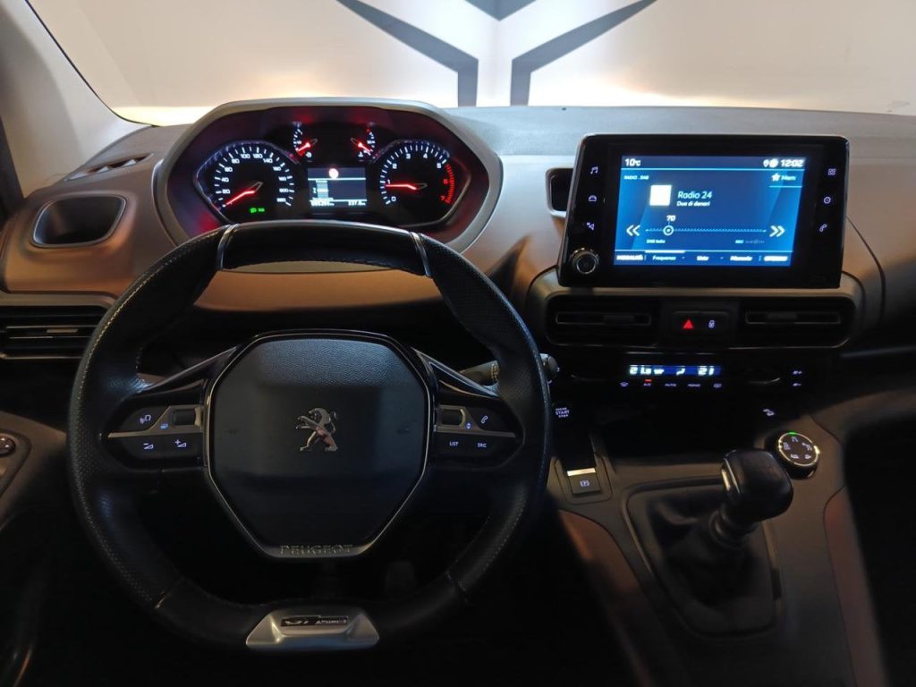 PEUGEOT Rifter Puretech 110 S&S GT Line Standard - 11