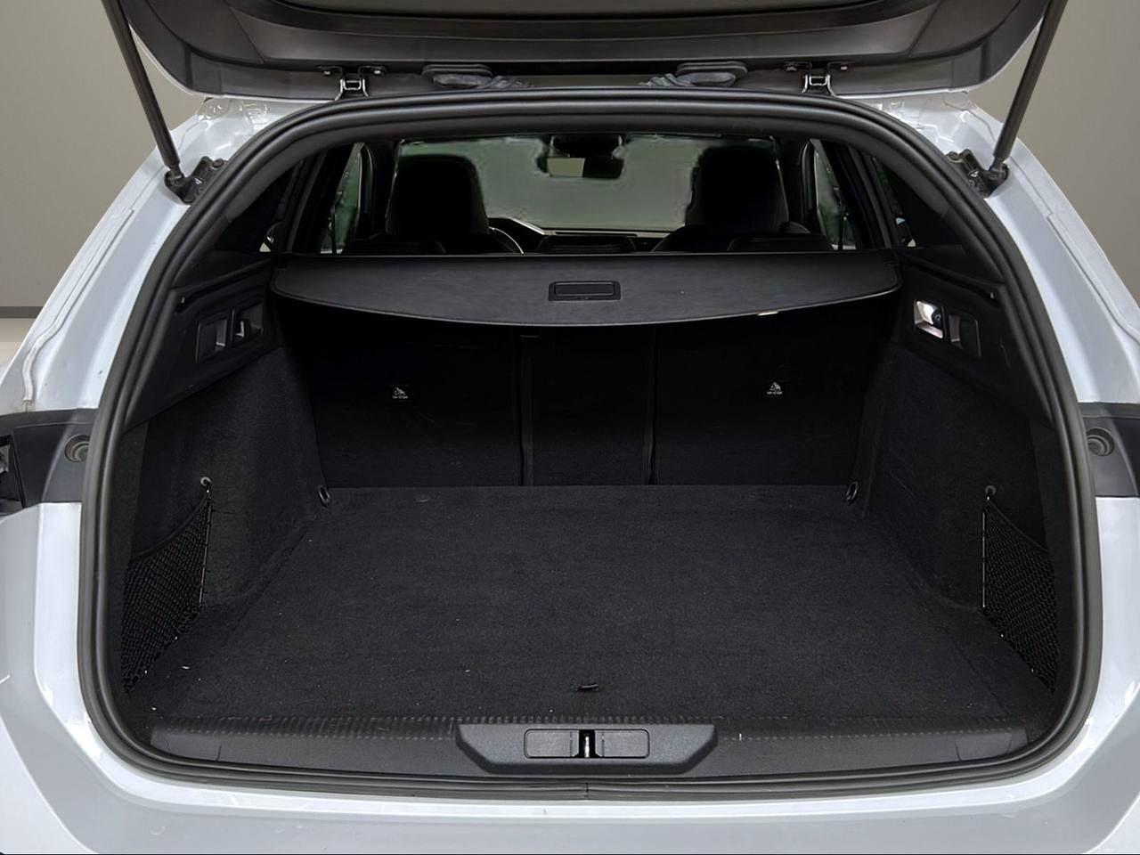 PEUGEOT 308 Plug-in Hybrid 225 e-EAT8 SW GT - 7