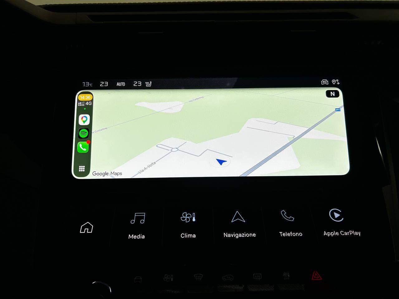 PEUGEOT 308 Plug-in Hybrid 225 e-EAT8 SW GT - 23