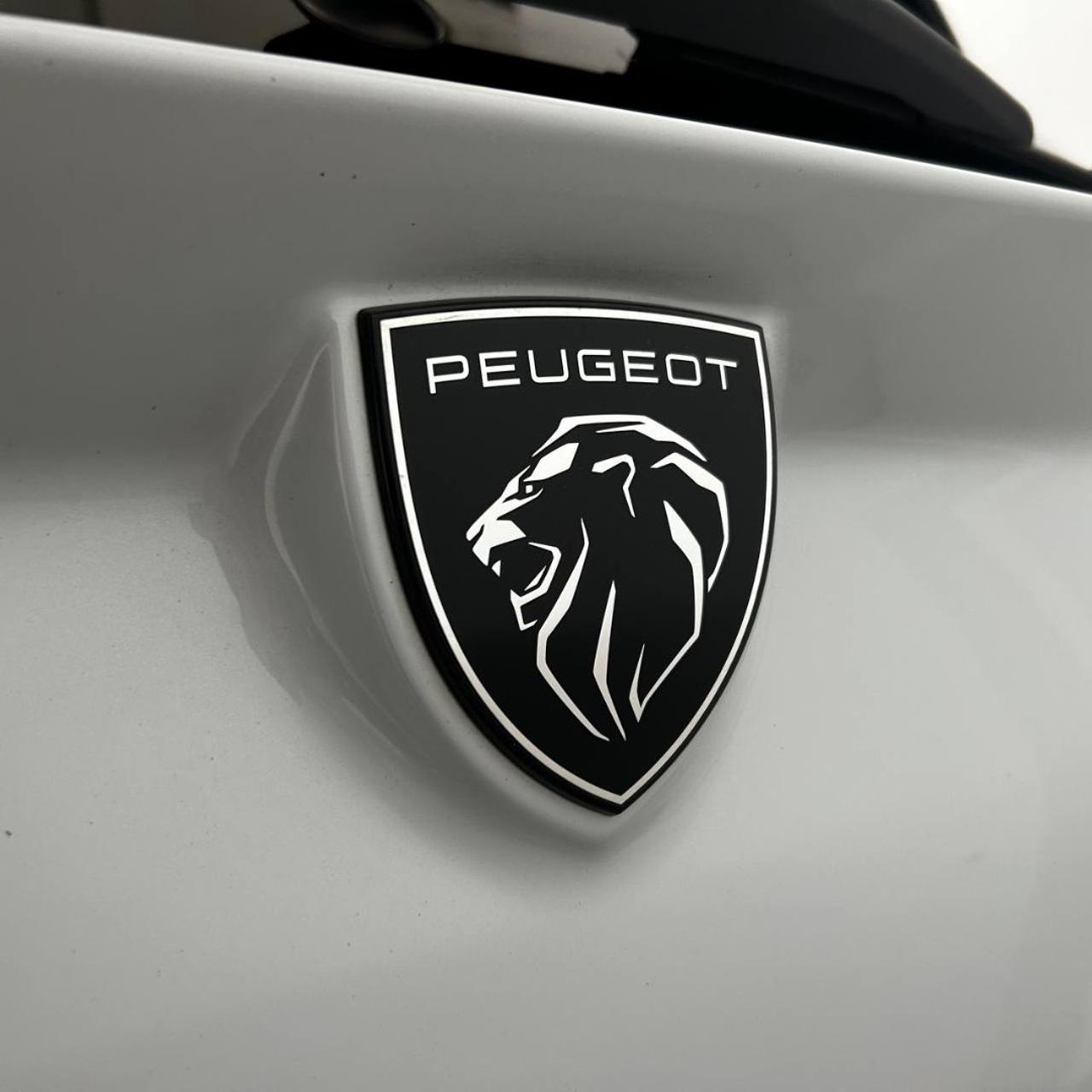 PEUGEOT 308 Plug-in Hybrid 225 e-EAT8 SW GT - 44