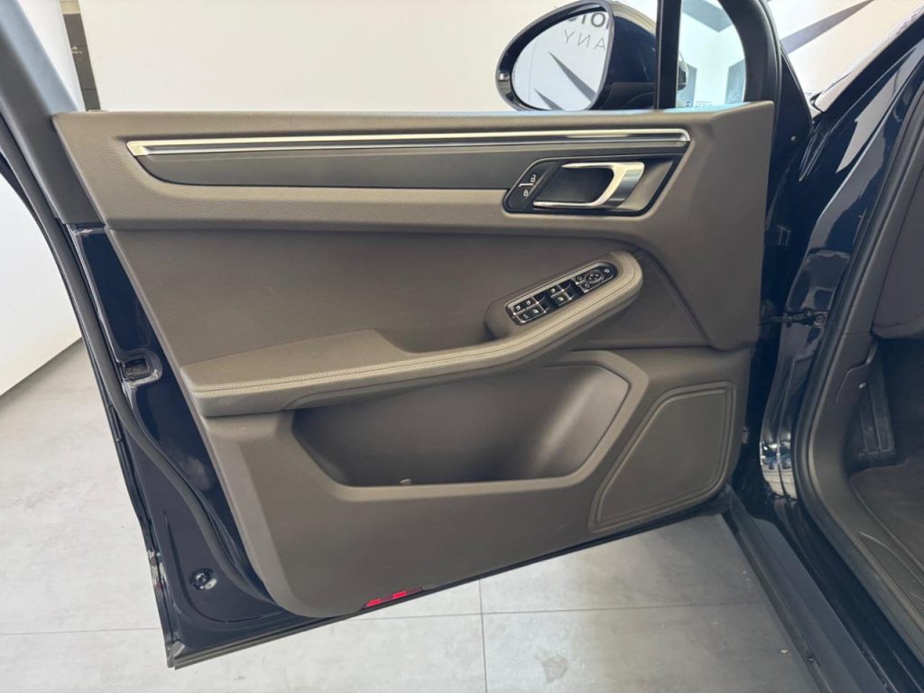 PORSCHE Macan 2.0 245 CV PDK 2 ANNI GARANZIA - 8
