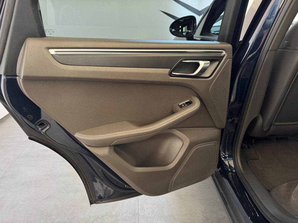 PORSCHE Macan 2.0 245 CV PDK 2 ANNI GARANZIA - 18