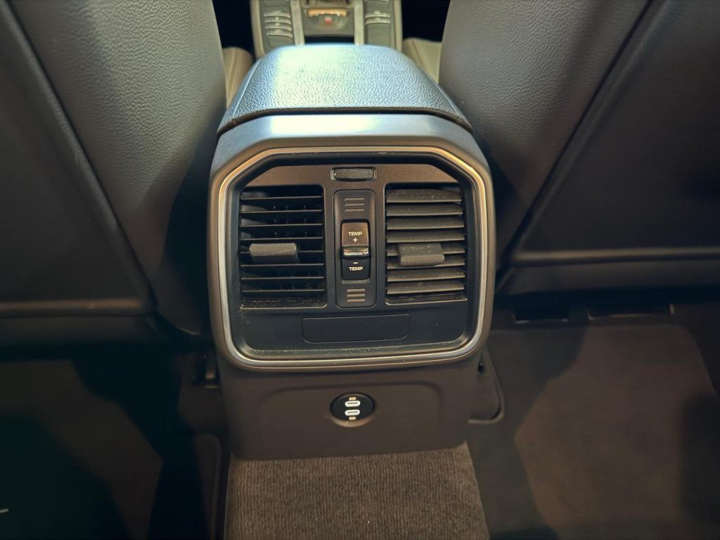 PORSCHE Macan 2.0 245 CV PDK 2 ANNI GARANZIA - 20