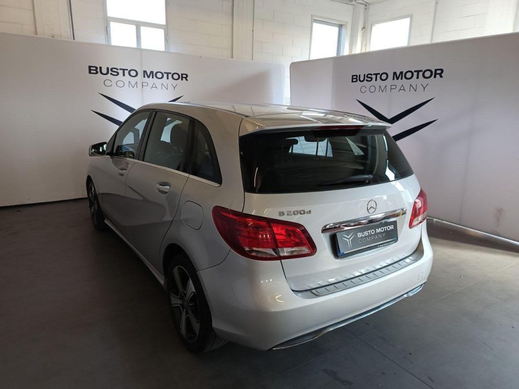 MERCEDES-BENZ B 200 B 200 d Sport - 4