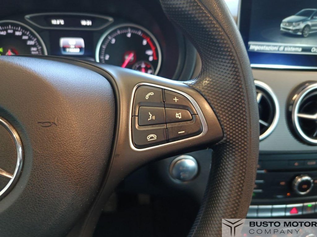 MERCEDES-BENZ B 200 B 200 d Automatic Sport - 17