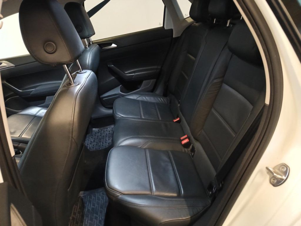 VOLKSWAGEN Polo 1.6 TDI 95 CV DSG 5p. Highline - 9