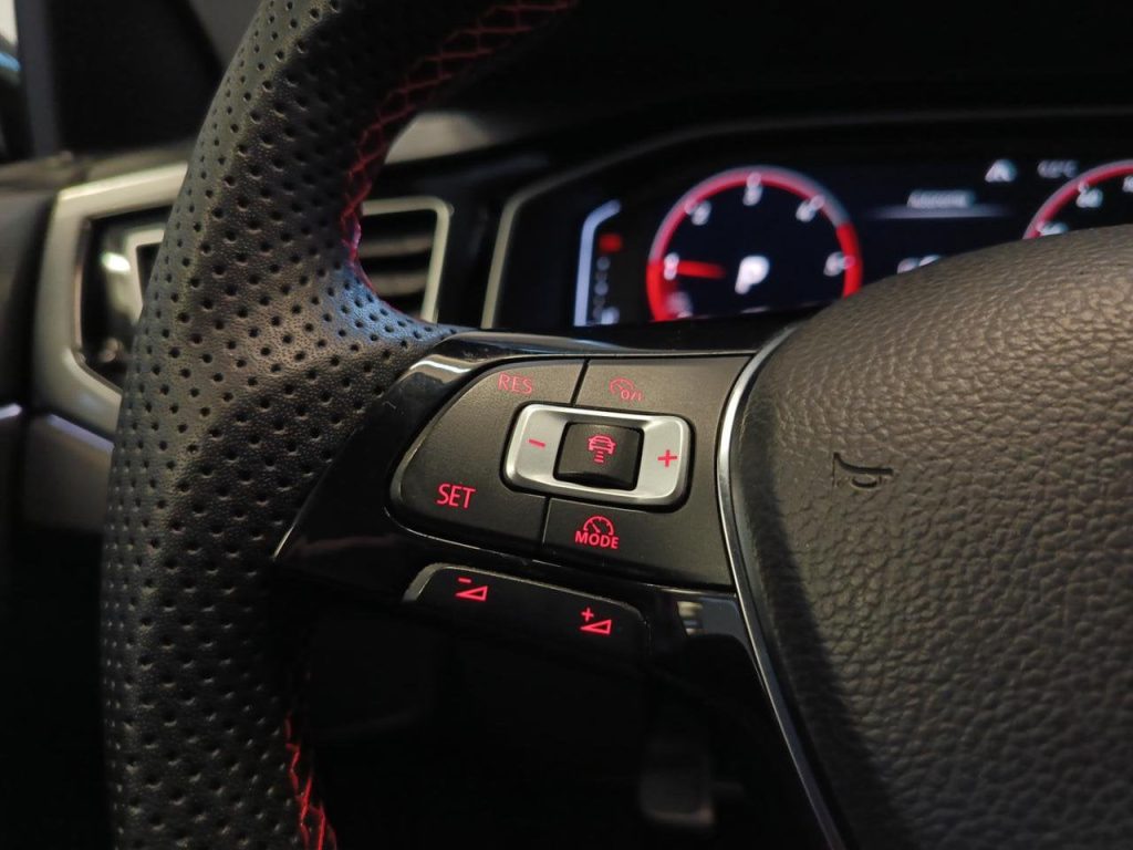 VOLKSWAGEN Polo 1.6 TDI 95 CV DSG 5p. Highline - 16